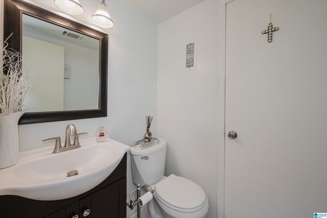 316 TAMMY SUE DRIVE, Center Point, AL 35215