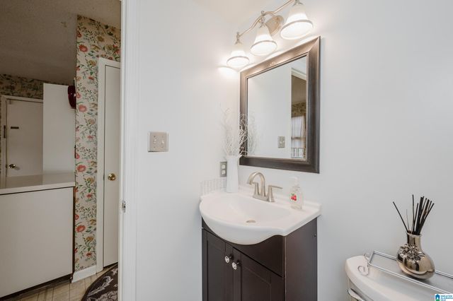 316 TAMMY SUE DRIVE, Center Point, AL 35215