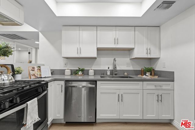 116 Marmion Way 9, South Pasadena, CA 91030