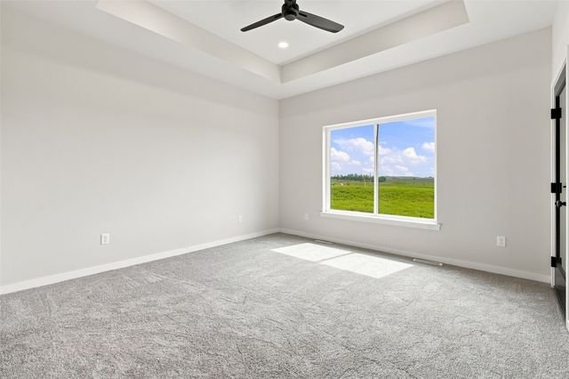 3040 Ridgeview Circle, Coralville, IA 52241