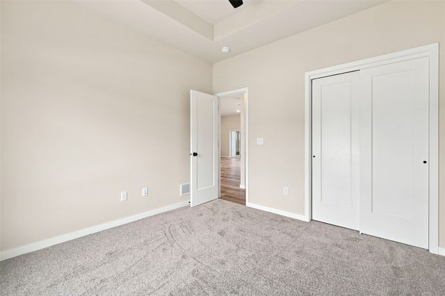 3040 Ridgeview Circle, Coralville, IA 52241