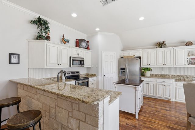 2210 Old Foundry Road, Weatherford, TX 76087