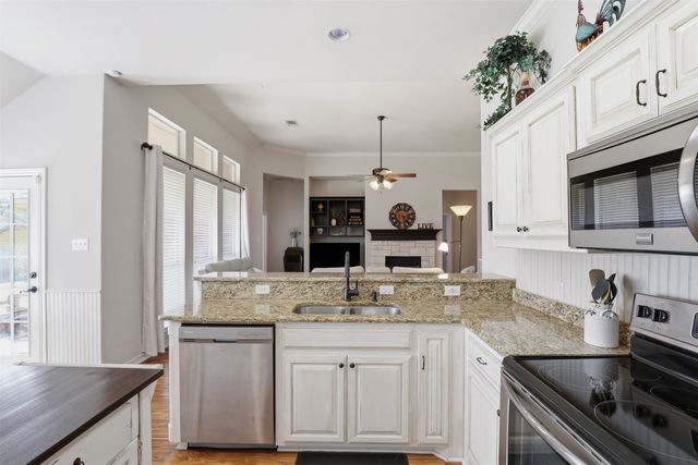 2210 Old Foundry Road, Weatherford, TX 76087