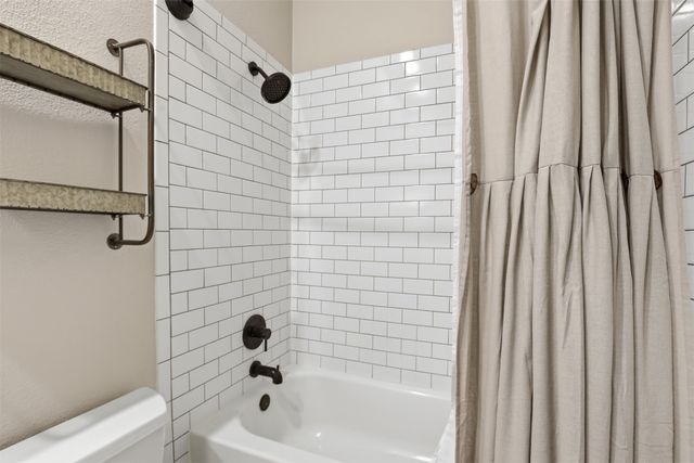 2210 Old Foundry Road, Weatherford, TX 76087