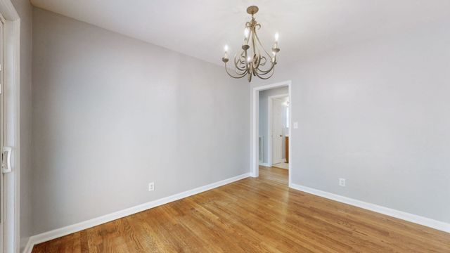 215 Chestnut Dr, Shelbyville, TN 37160