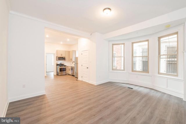 4238 SPRUCE ST, Philadelphia, PA 19104