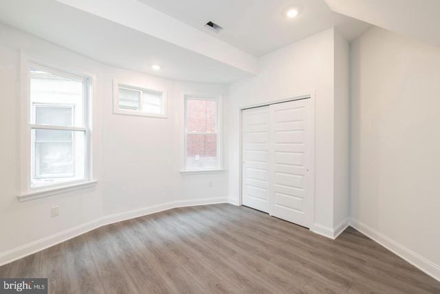 4238 SPRUCE ST, Philadelphia, PA 19104