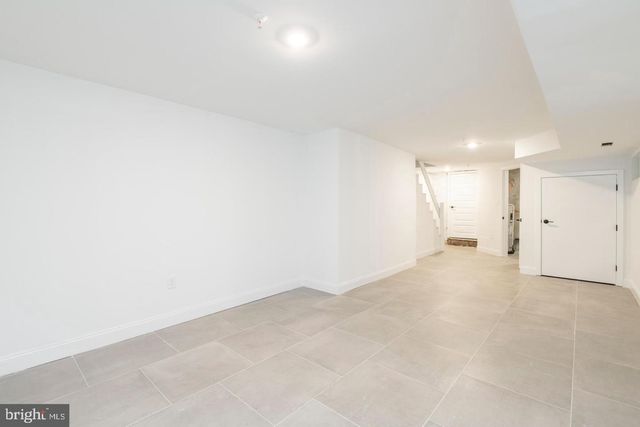 4238 SPRUCE ST, Philadelphia, PA 19104