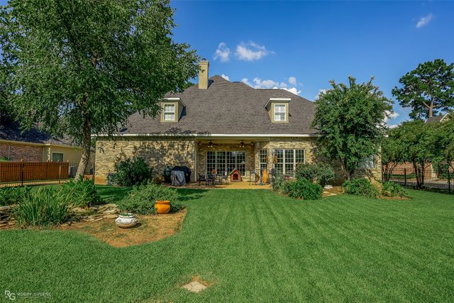 10910 Belle Cour Way, Shreveport, LA 71106