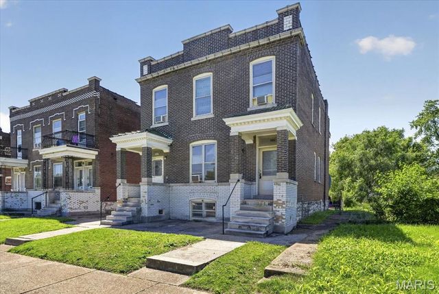 3529 Grace Avenue, St Louis, MO 63116