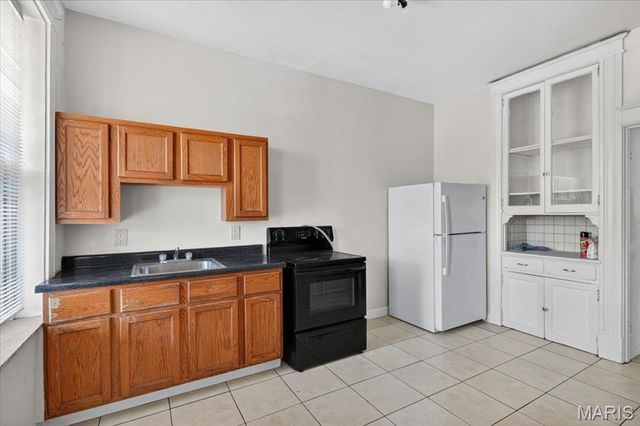 3529 Grace Avenue, St Louis, MO 63116