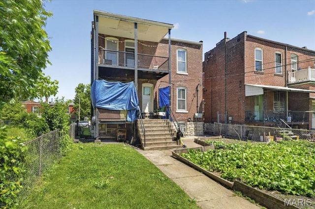 3529 Grace Avenue, St Louis, MO 63116
