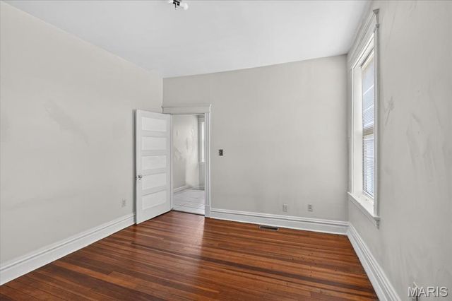 3529 Grace Avenue, St Louis, MO 63116