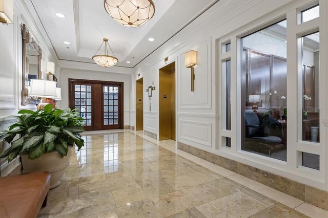 50 CENTRAL AVENUE 15A, Sarasota, FL 34236