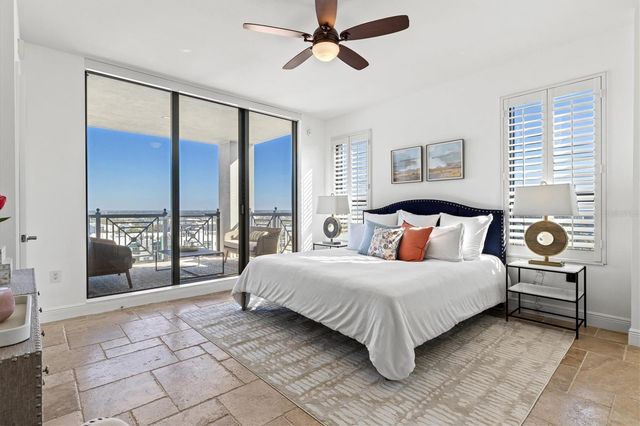 50 CENTRAL AVENUE 15A, Sarasota, FL 34236