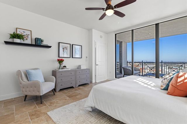 50 CENTRAL AVENUE 15A, Sarasota, FL 34236