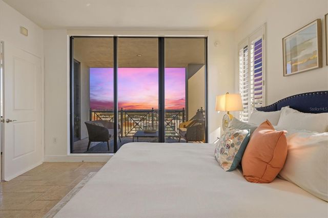 50 CENTRAL AVENUE 15A, Sarasota, FL 34236