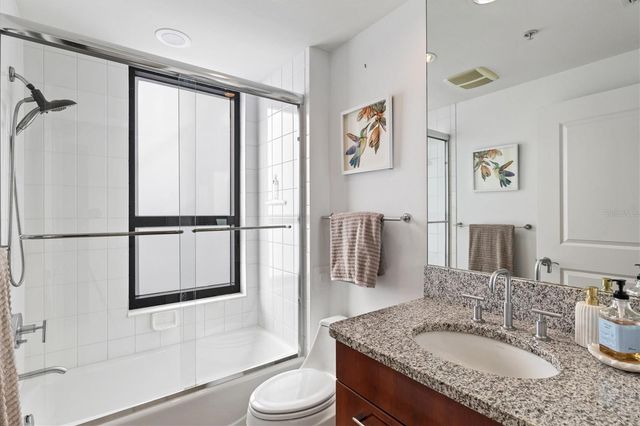 50 CENTRAL AVENUE 15A, Sarasota, FL 34236