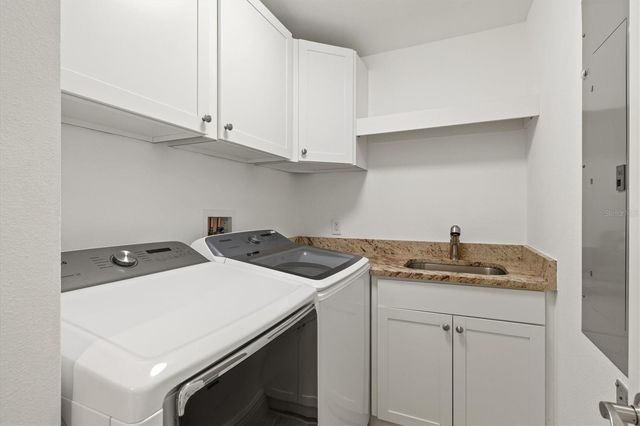 50 CENTRAL AVENUE 15A, Sarasota, FL 34236