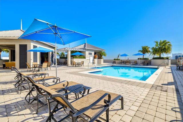 50 CENTRAL AVENUE 15A, Sarasota, FL 34236