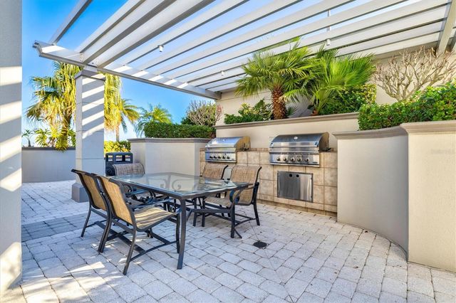 50 CENTRAL AVENUE 15A, Sarasota, FL 34236