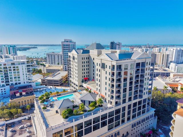 50 CENTRAL AVENUE 15A, Sarasota, FL 34236