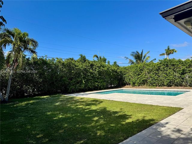 1093 SW 14th St, Boca Raton, FL 33486