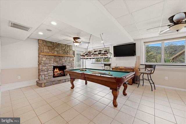 13328 JOHN MARSHALL HWY, Linden, VA 22642
