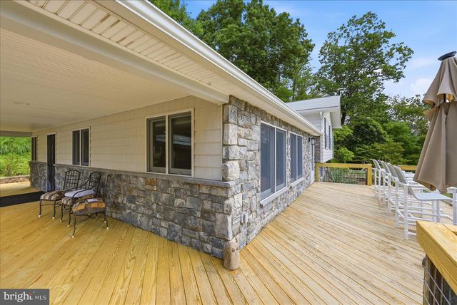 13328 JOHN MARSHALL HWY, Linden, VA 22642