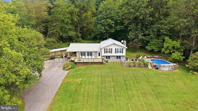 13328 JOHN MARSHALL HWY, Linden, VA 22642