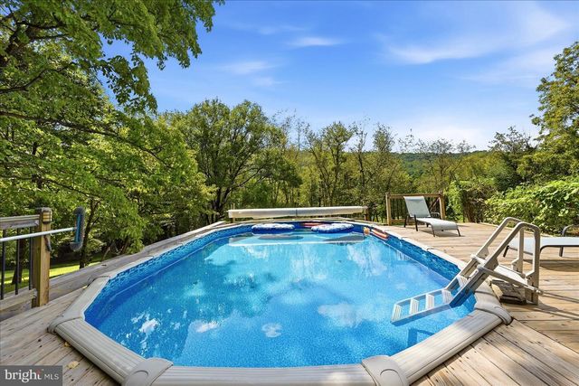 13328 JOHN MARSHALL HWY, Linden, VA 22642