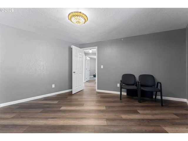 2453 STEPHANIE Ln, North Bend, OR 97459