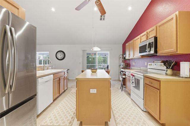 13056 PAINTED BUNTING AVENUE, Weeki Wachee, FL 34614