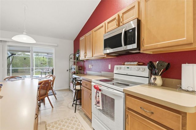 13056 PAINTED BUNTING AVENUE, Weeki Wachee, FL 34614