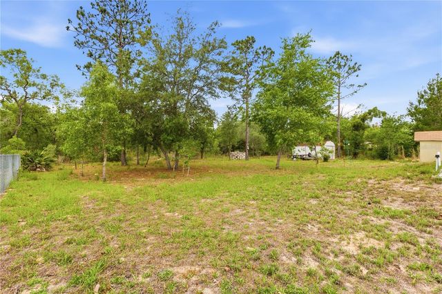 13056 PAINTED BUNTING AVENUE, Weeki Wachee, FL 34614