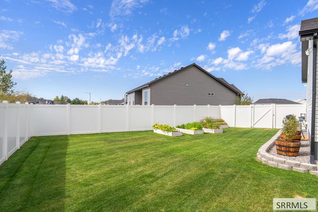 3272 Conela Circle, Ammon, ID 83406