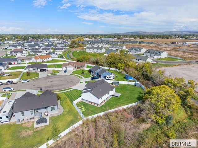 3272 Conela Circle, Ammon, ID 83406
