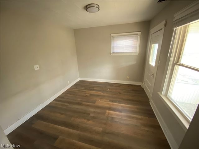 7813 Laumer Avenue, Cleveland, OH 44105