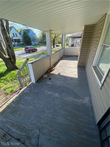 7813 Laumer Avenue, Cleveland, OH 44105