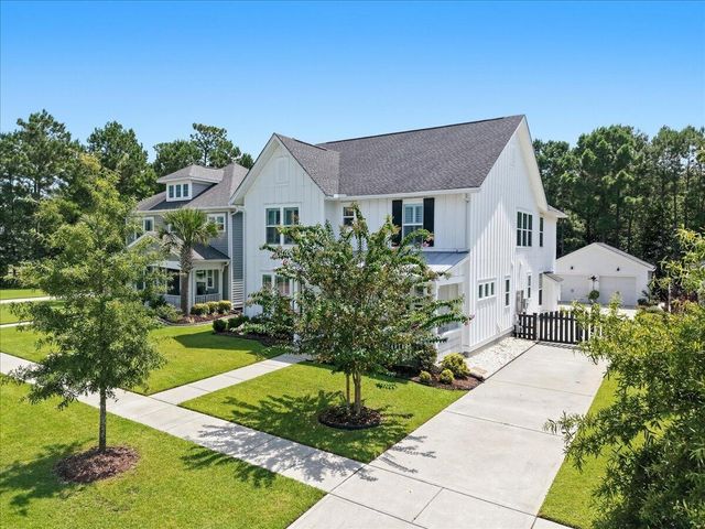 158 Hewitt Street, Summerville, SC 29486