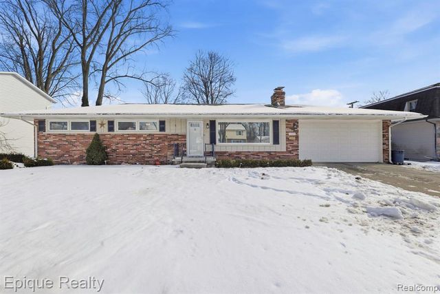 1009 Illinois Street, Marysville, MI 48040