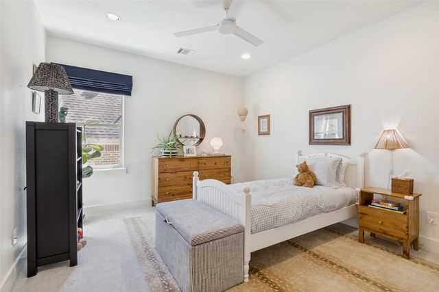 7533 Garonne Street, Dallas, TX 75231