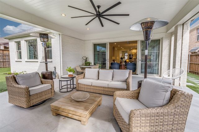 7533 Garonne Street, Dallas, TX 75231