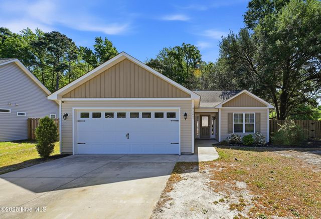 9302 Straightway Drive NE, Leland, NC 28451