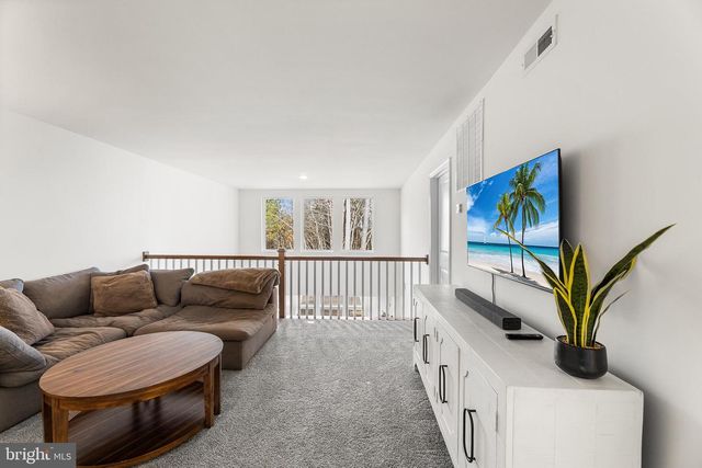 393 SCRANTON LN, Ocean View, DE 19970