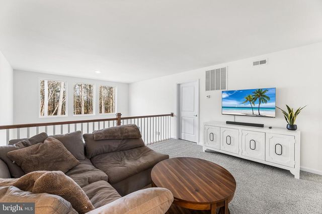 393 SCRANTON LN, Ocean View, DE 19970