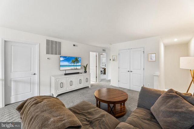 393 SCRANTON LN, Ocean View, DE 19970