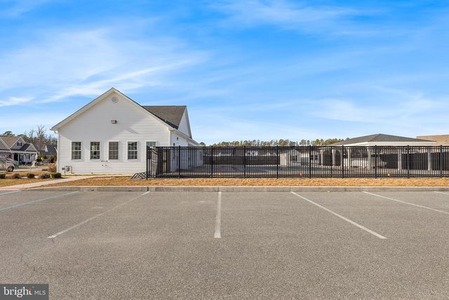 393 SCRANTON LN, Ocean View, DE 19970