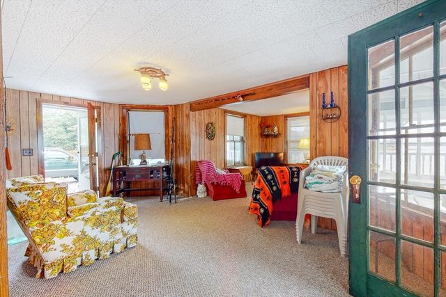 9 Parkview Ave, Beverly, MA 01915