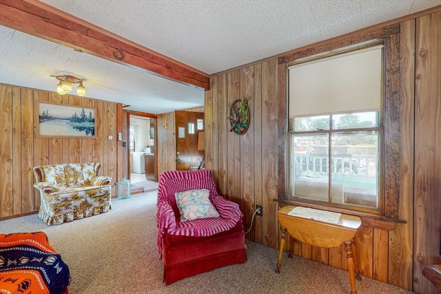 9 Parkview Ave, Beverly, MA 01915